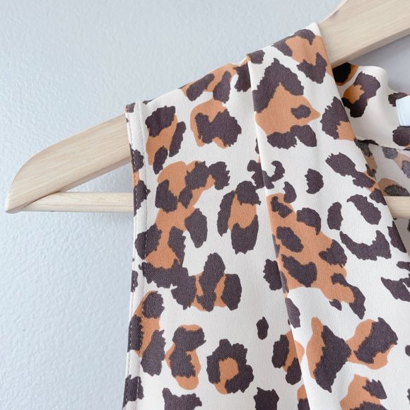 Babaton Artizia Akira Blouse LIKE NEW animal print women's shirts small - Picture 11 of 17